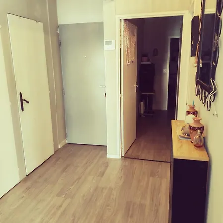 Comme Chez Vous !